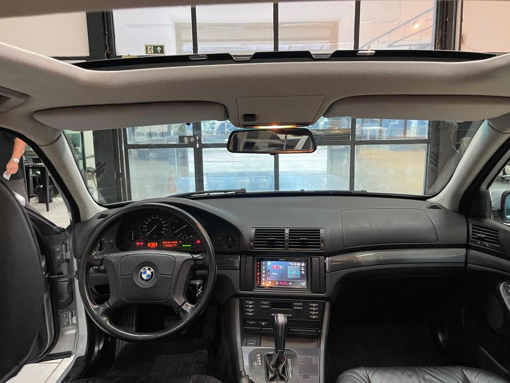 528i - Foto #8 do anúncio à venda de Carro clássico