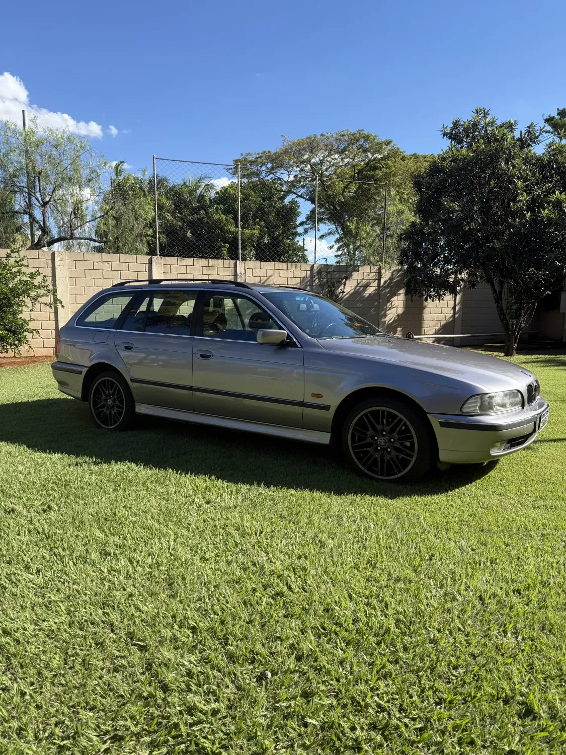 528i - Foto #14 do anúncio à venda de Carro clássico