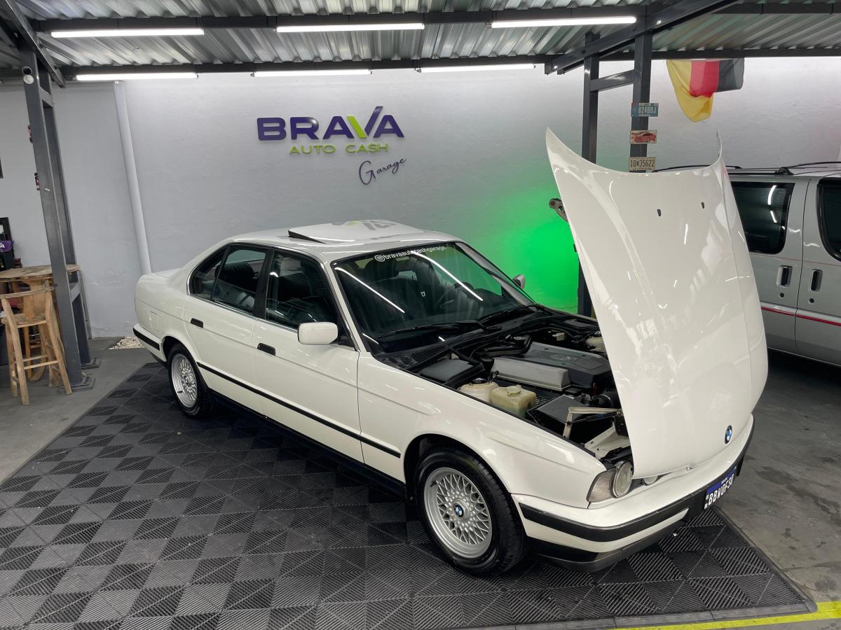 530iA - Foto #13 do anúncio à venda de Carro clássico
