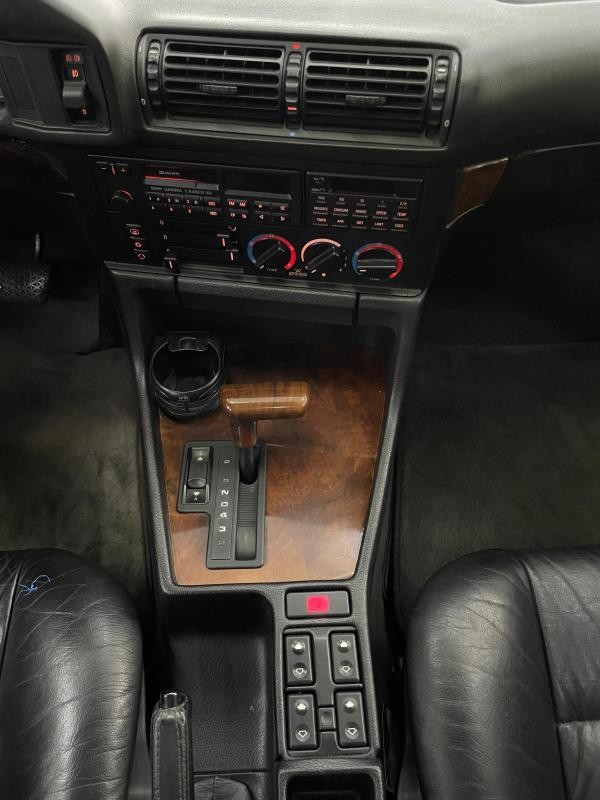 530iA - Foto #16 do anúncio à venda de Carro clássico
