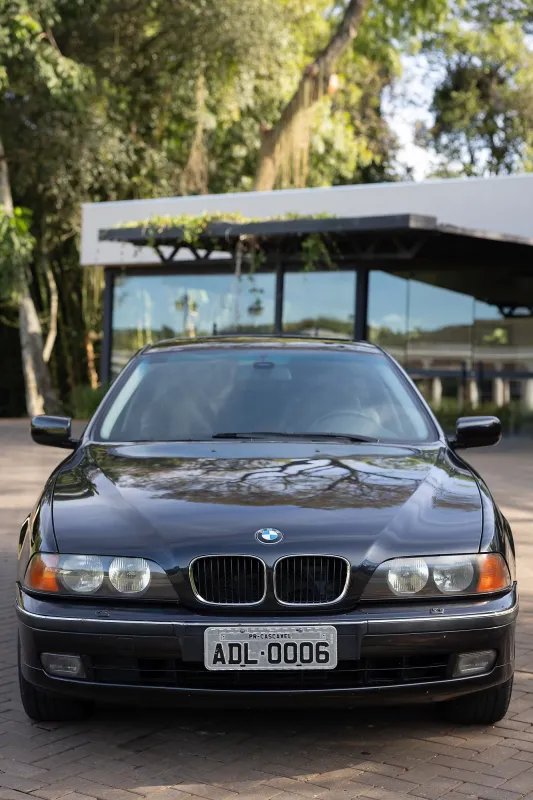 540i - Foto #2 do anúncio à venda de Carro clássico