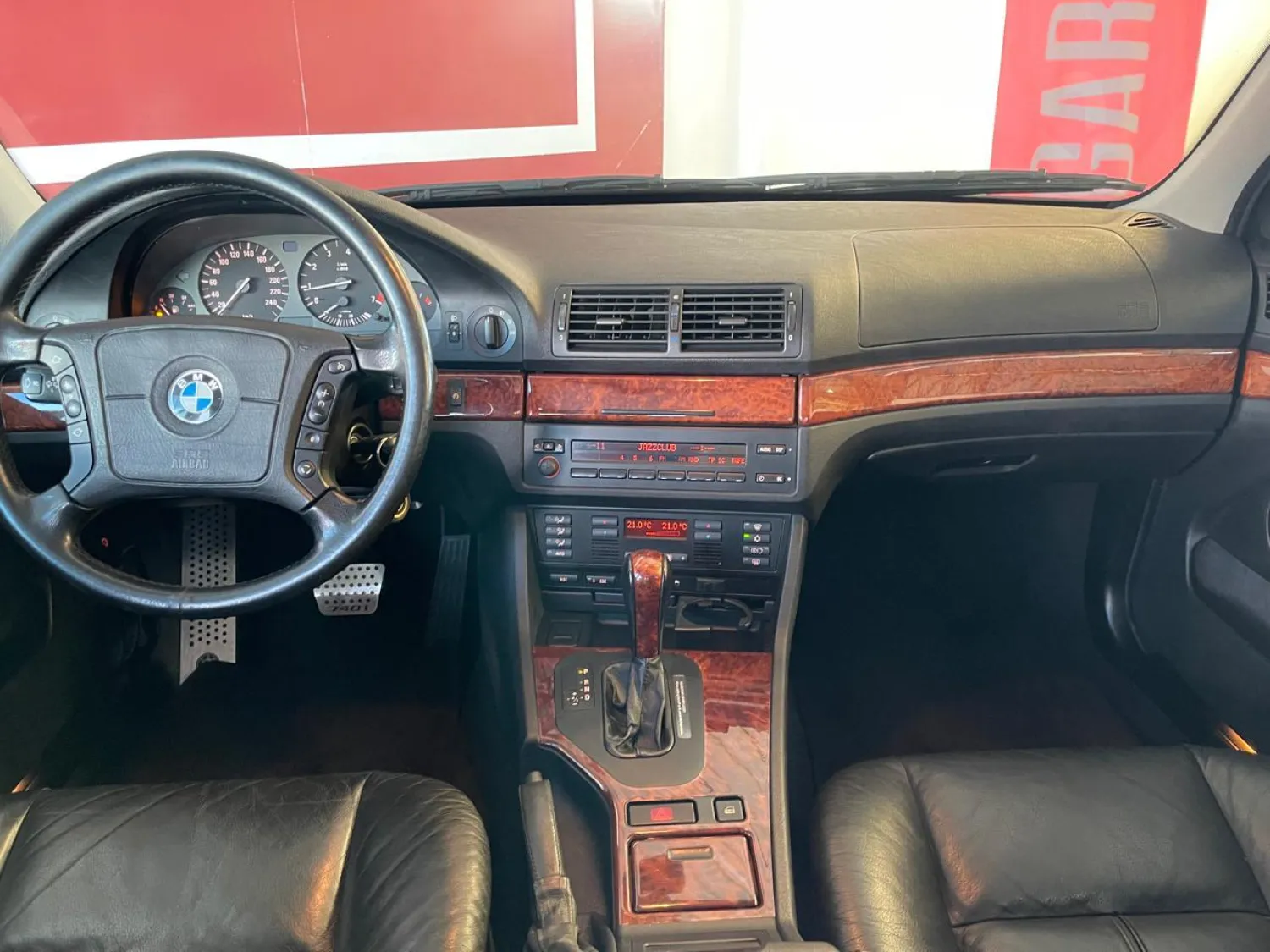 avv-bmw-540i-venda-6e14ab6-imagem-006