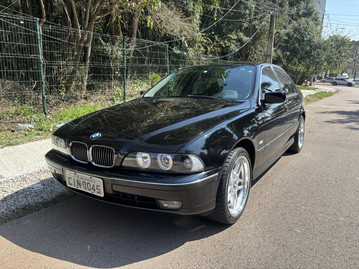 540i - Foto #4 do anúncio à venda de Carro clássico
