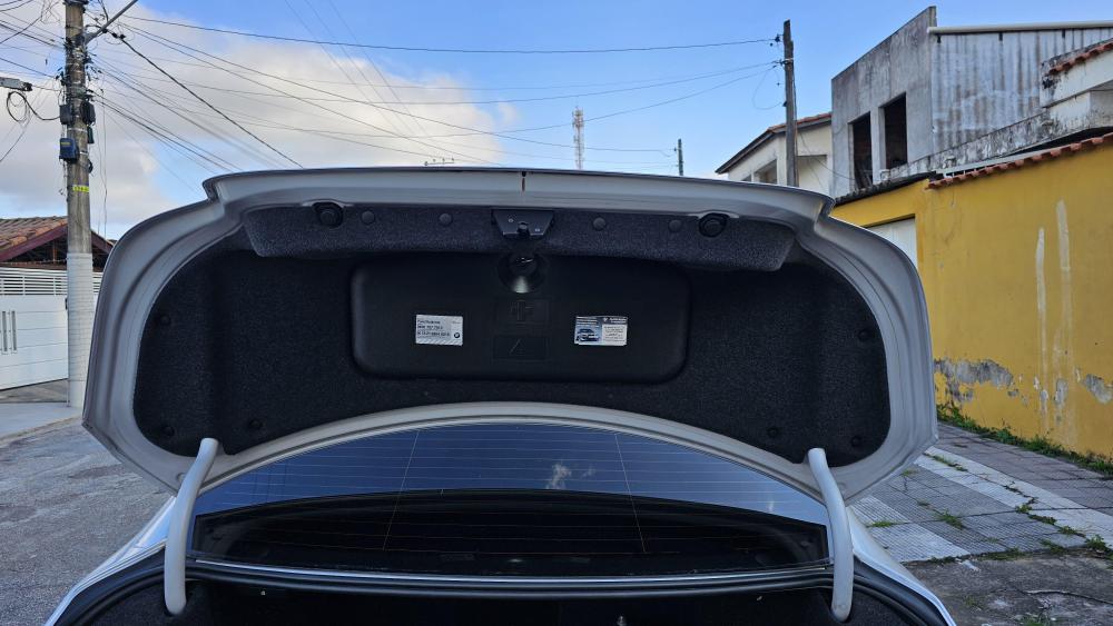 550i - Foto #4 do anúncio à venda de Carro clássico