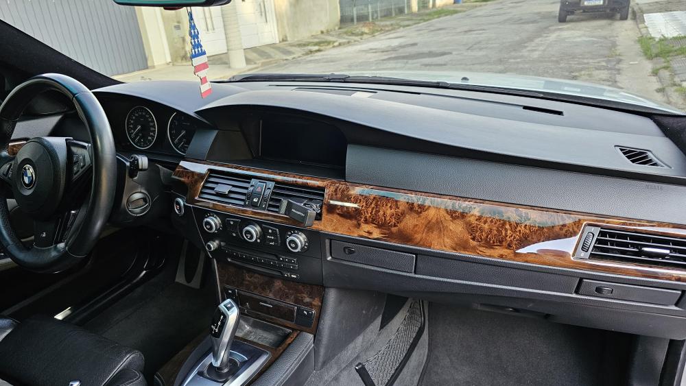 550i - Foto #10 do anúncio à venda de Carro clássico