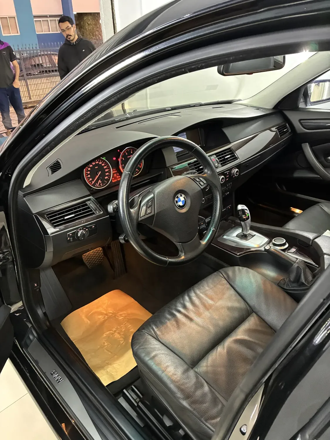 avv-bmw-550ivenda-0f3t5tz-imagem-004