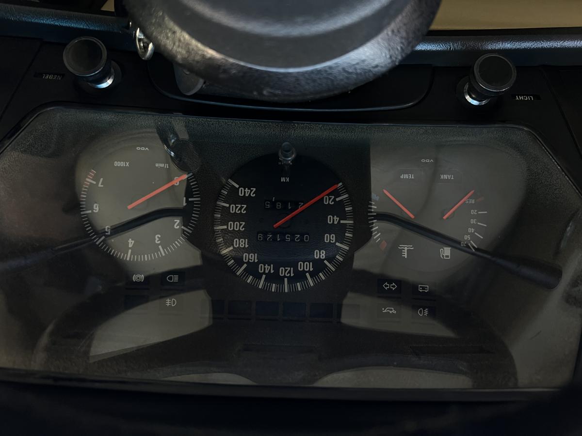 635 CSI - Foto #5 do anúncio à venda de Carro clássico