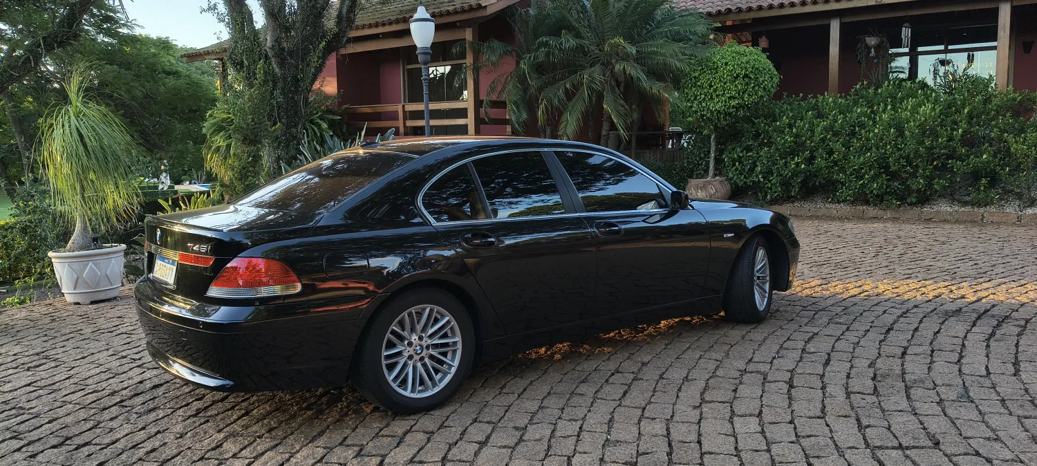 avv-bmw-745i-venda-61b8753-imagem-002