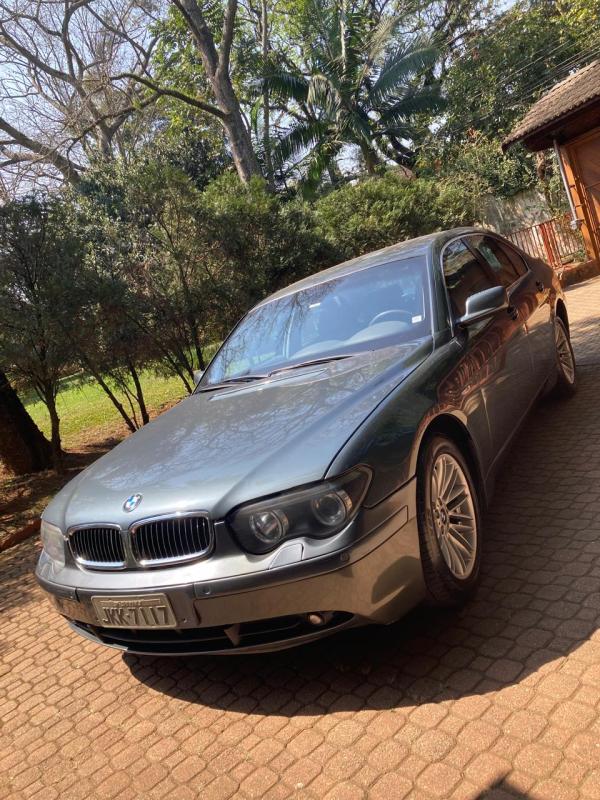 745i - Foto #2 do anúncio à venda de Carro clássico