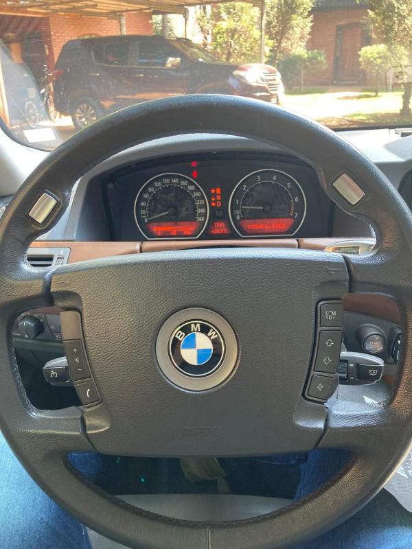745i - Foto #10 do anúncio à venda de Carro clássico