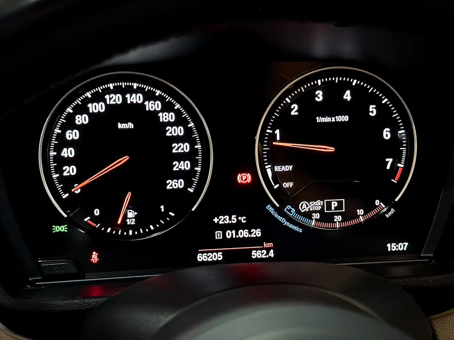 avv-bmw-x1-venda-e65c6d9-imagem-004