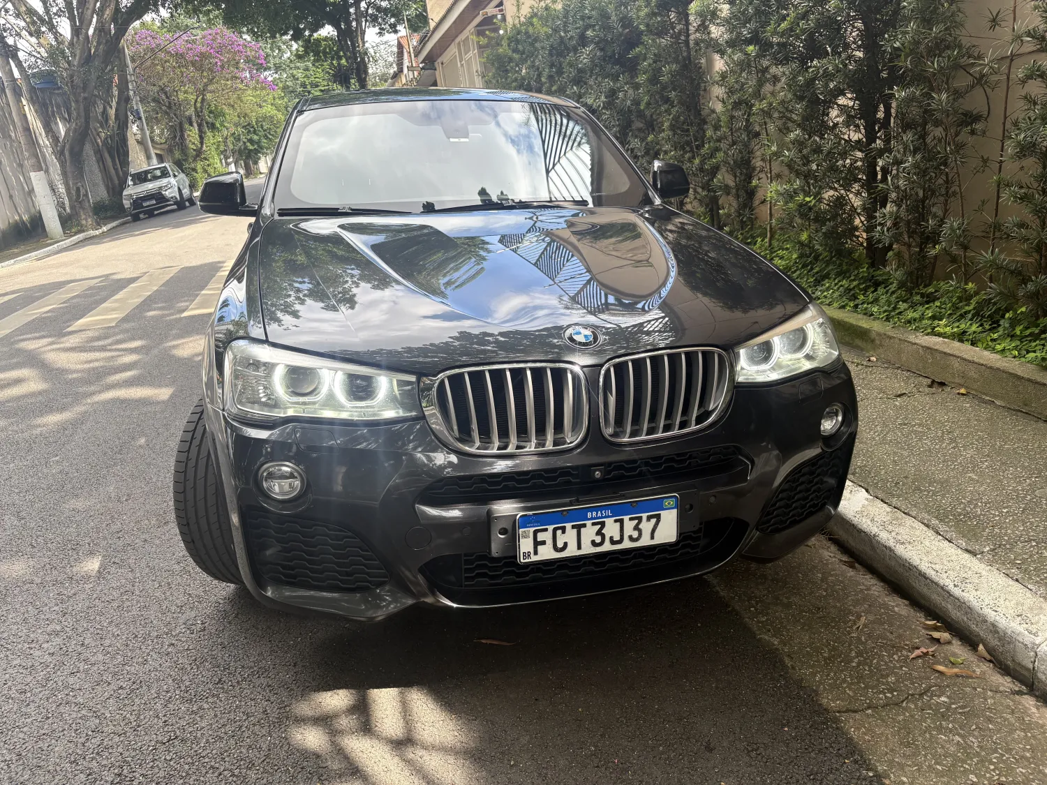 X4 - Foto #2 do anúncio à venda de Carro clássico