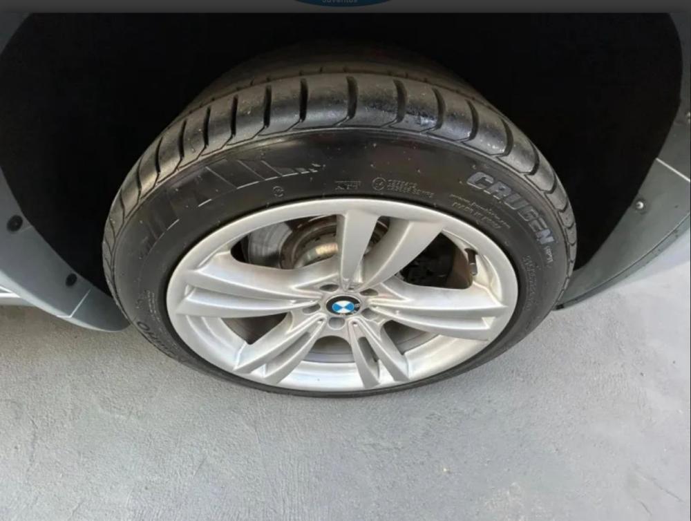 X5 - Foto #9 do anúncio à venda de Carro clássico