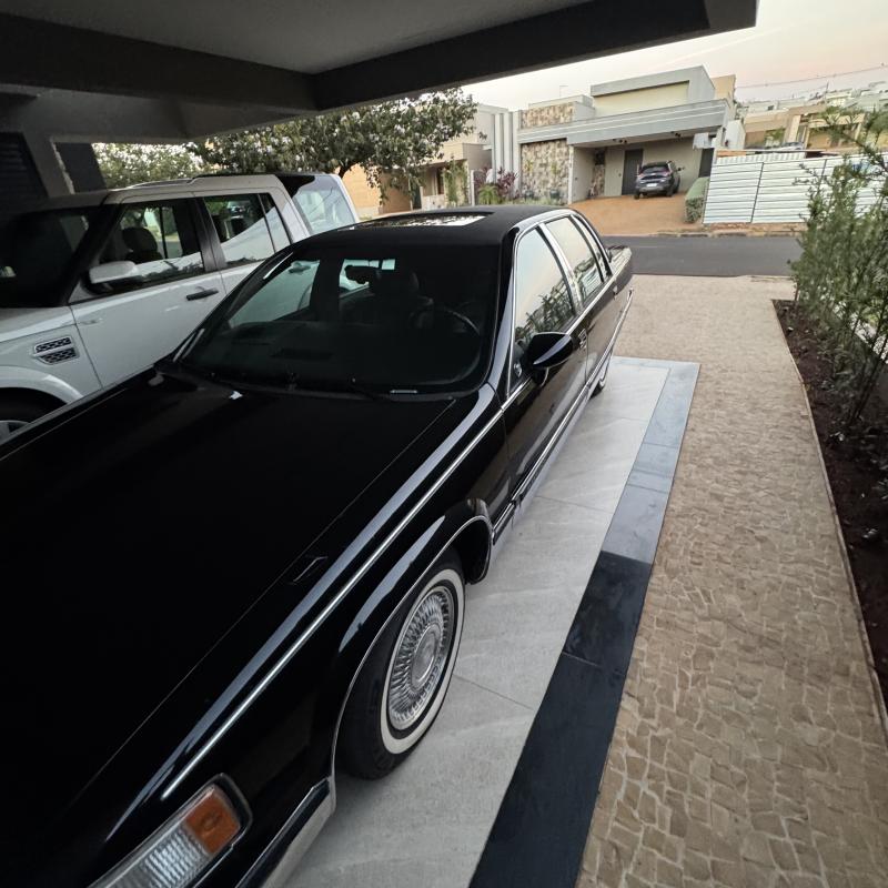 Fleetwood - Foto #10 do anúncio à venda de Carro clássico