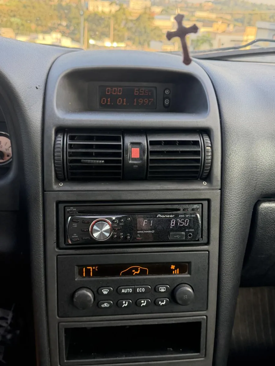 avv-chevrolet-astra-elegance-raridade-venda-2f7xy69-imagem-005