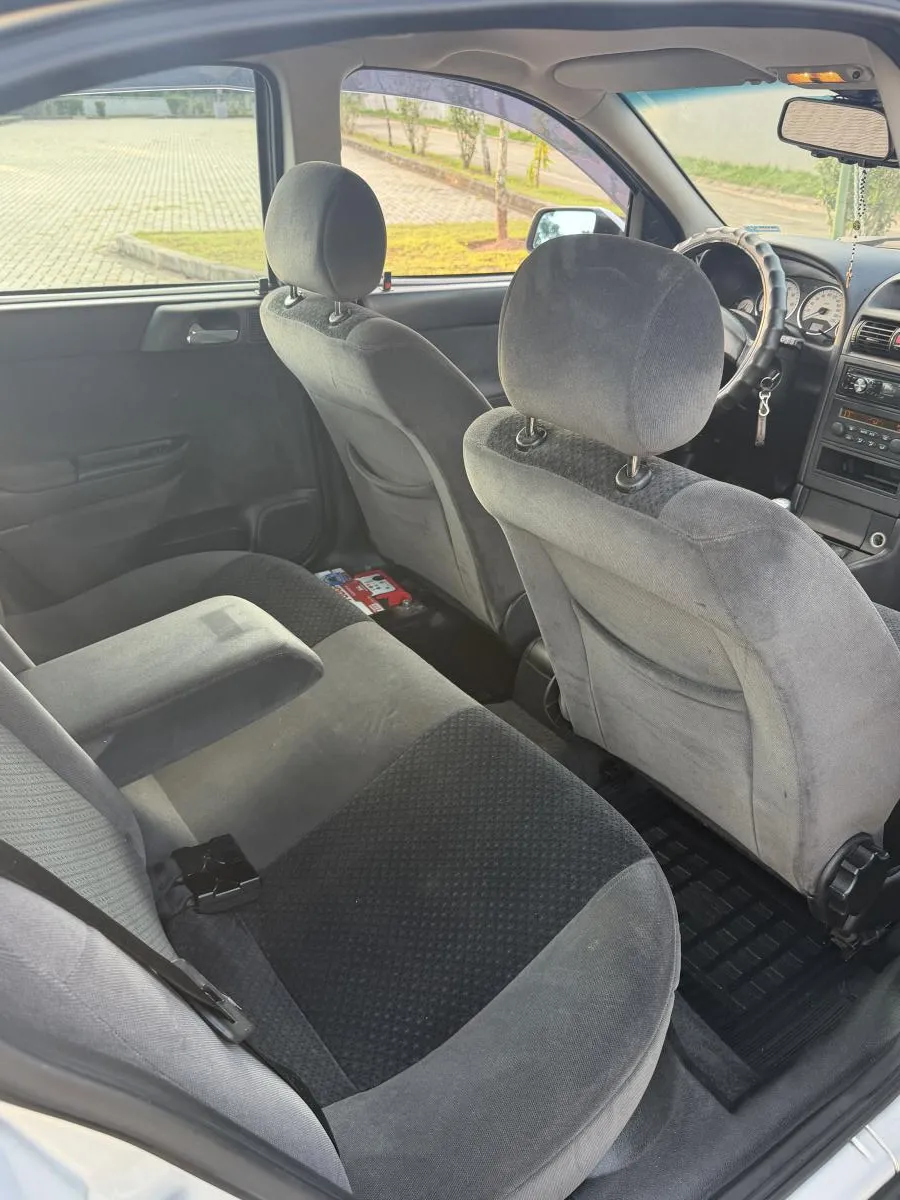 avv-chevrolet-astra-elegance-raridade-venda-2f7xy69-imagem-018