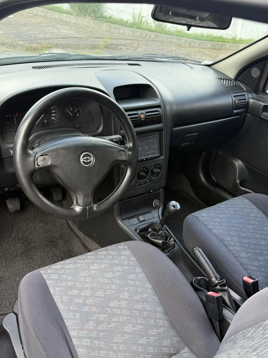 Astra - Foto #3 do anúncio à venda de Carro clássico