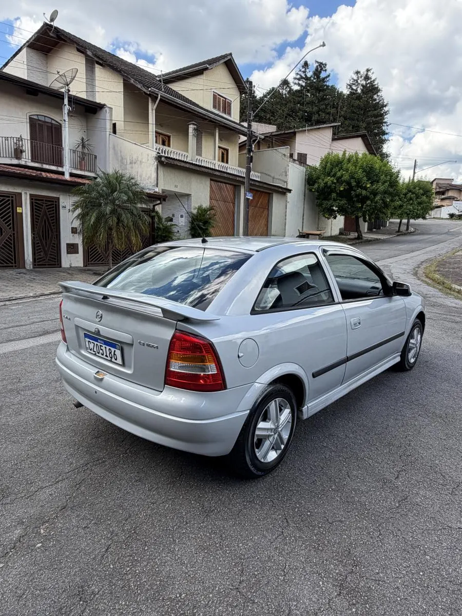 Astra - Foto #4 do anúncio à venda de Carro clássico