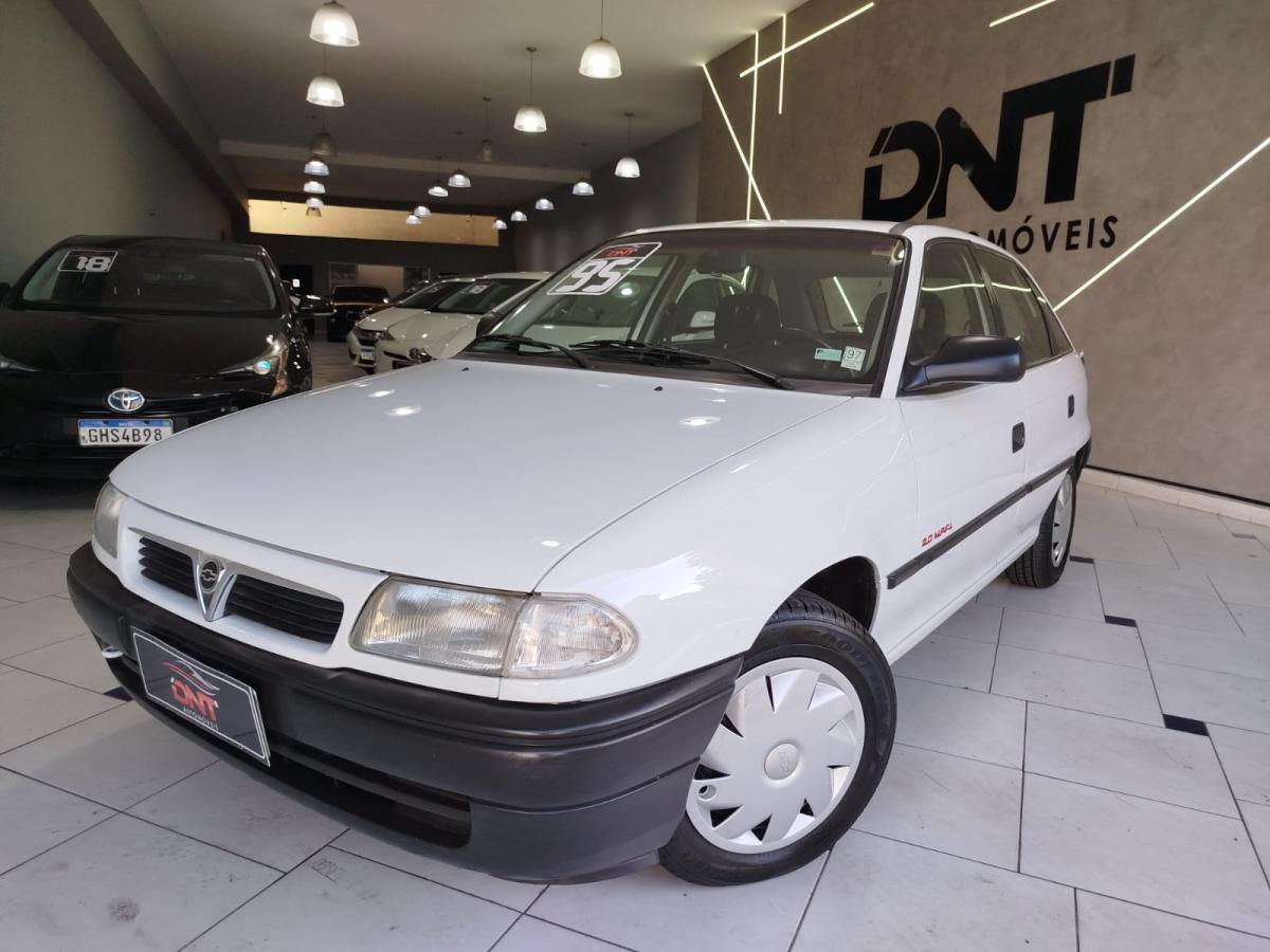 Astra - Foto #2 do anúncio à venda de Carro clássico