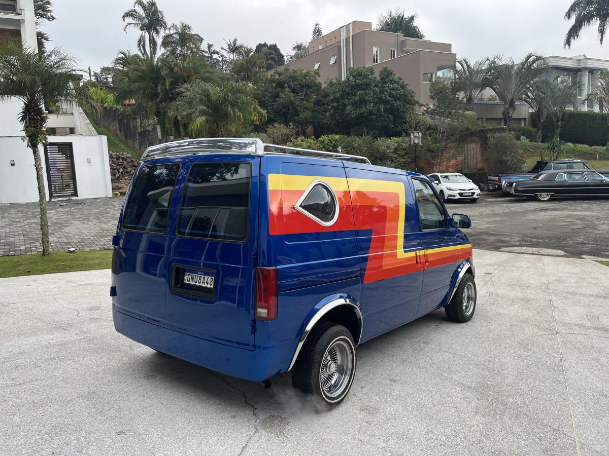 Astro - Foto #13 do anúncio à venda de Carro clássico