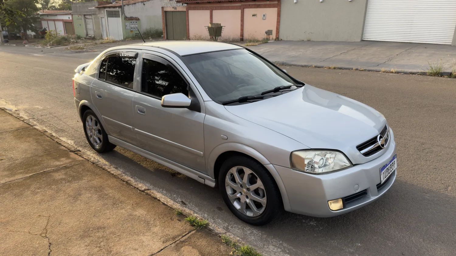 avv-chevrolet-astra-venda-b161c02-imagem-001