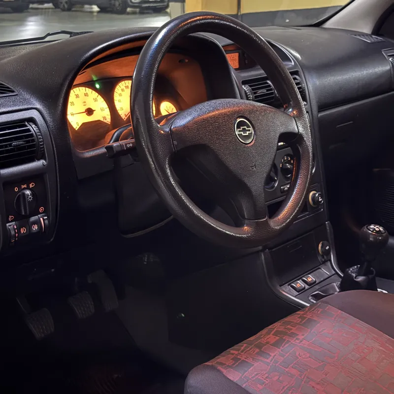 Astra - Foto #11 do anúncio à venda de Carro clássico