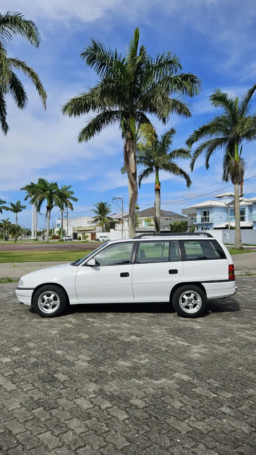 Astra - Foto #4 do anúncio à venda de Carro clássico