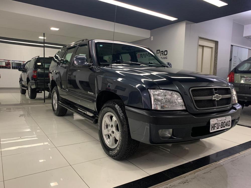avv-chevrolet-blazer-2-4-advantage-flex-venda-8huqipm-imagem-001