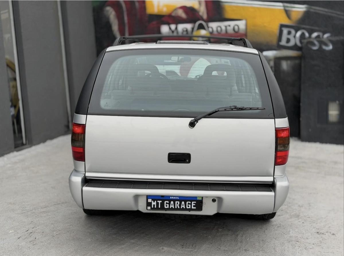 Blazer - Foto #4 do anúncio à venda de Carro clássico