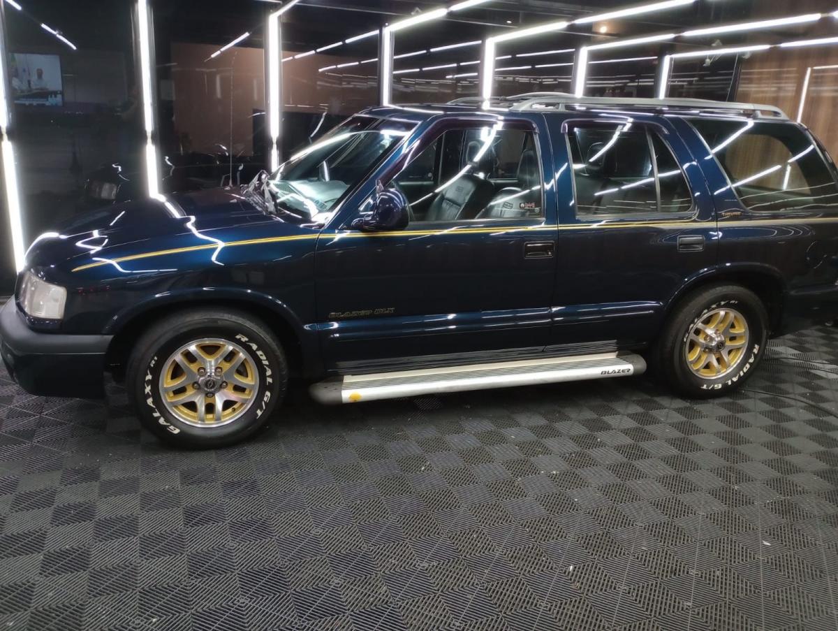 CHEVROLET - BLAZER - 1999/1999 - Verde - R$ 24.900,00 - MRA Veículos