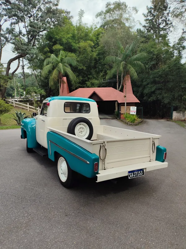 Brasil 3100 - Foto #3 do anúncio à venda de Carro clássico