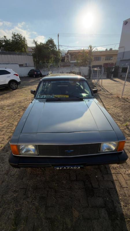 foto-usu-17-1583062695-meu-826963751-carro-19-antigo-1115-360911071