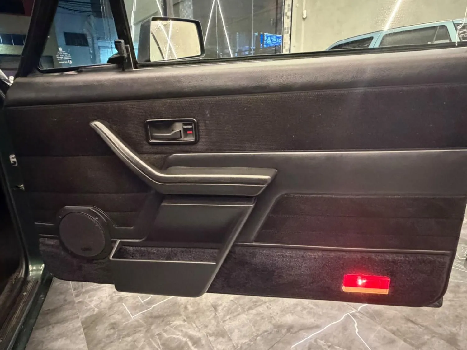 avv-chevrolet-caravan-venda-44f909c-imagem-023