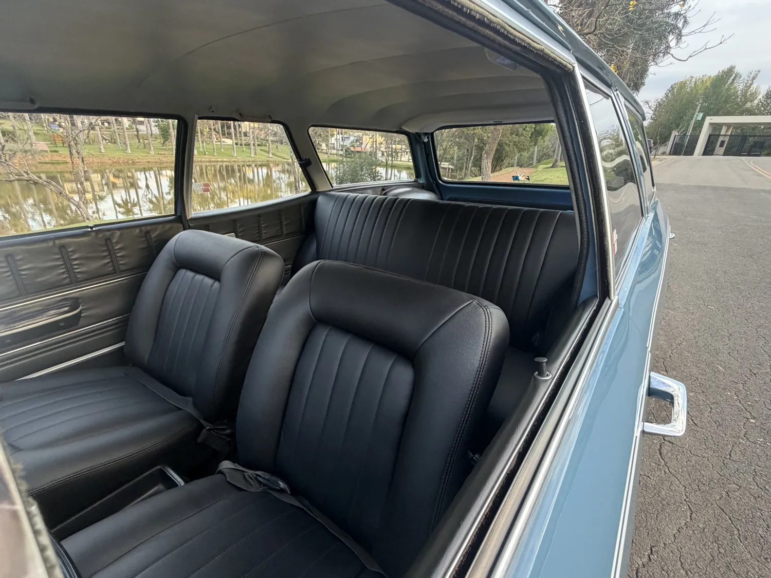 avv-chevrolet-caravan-venda-5d1ae0a-imagem-007