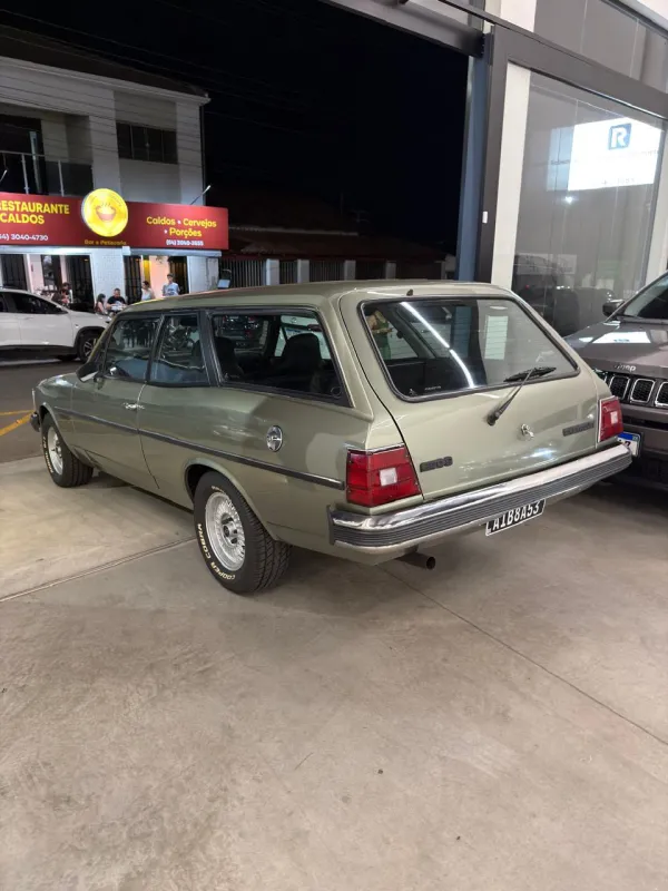avv-chevrolet-caravan-venda-8b8984a-imagem-003