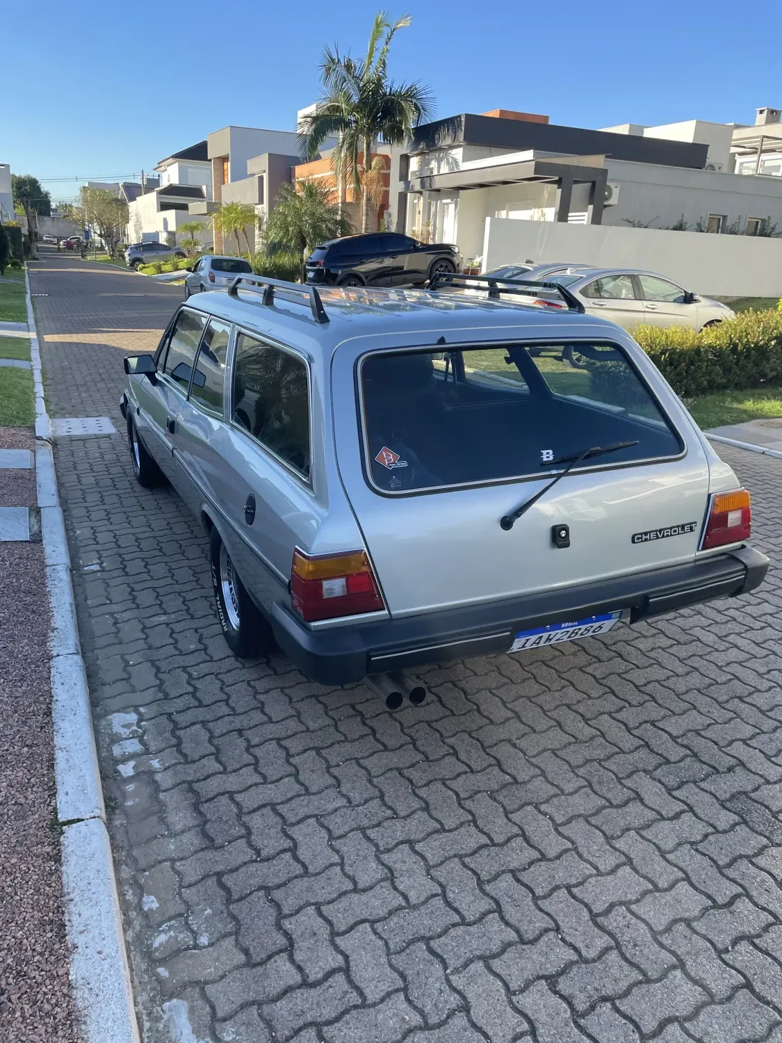 avv-chevrolet-caravan-venda-c4a19c1-imagem-021