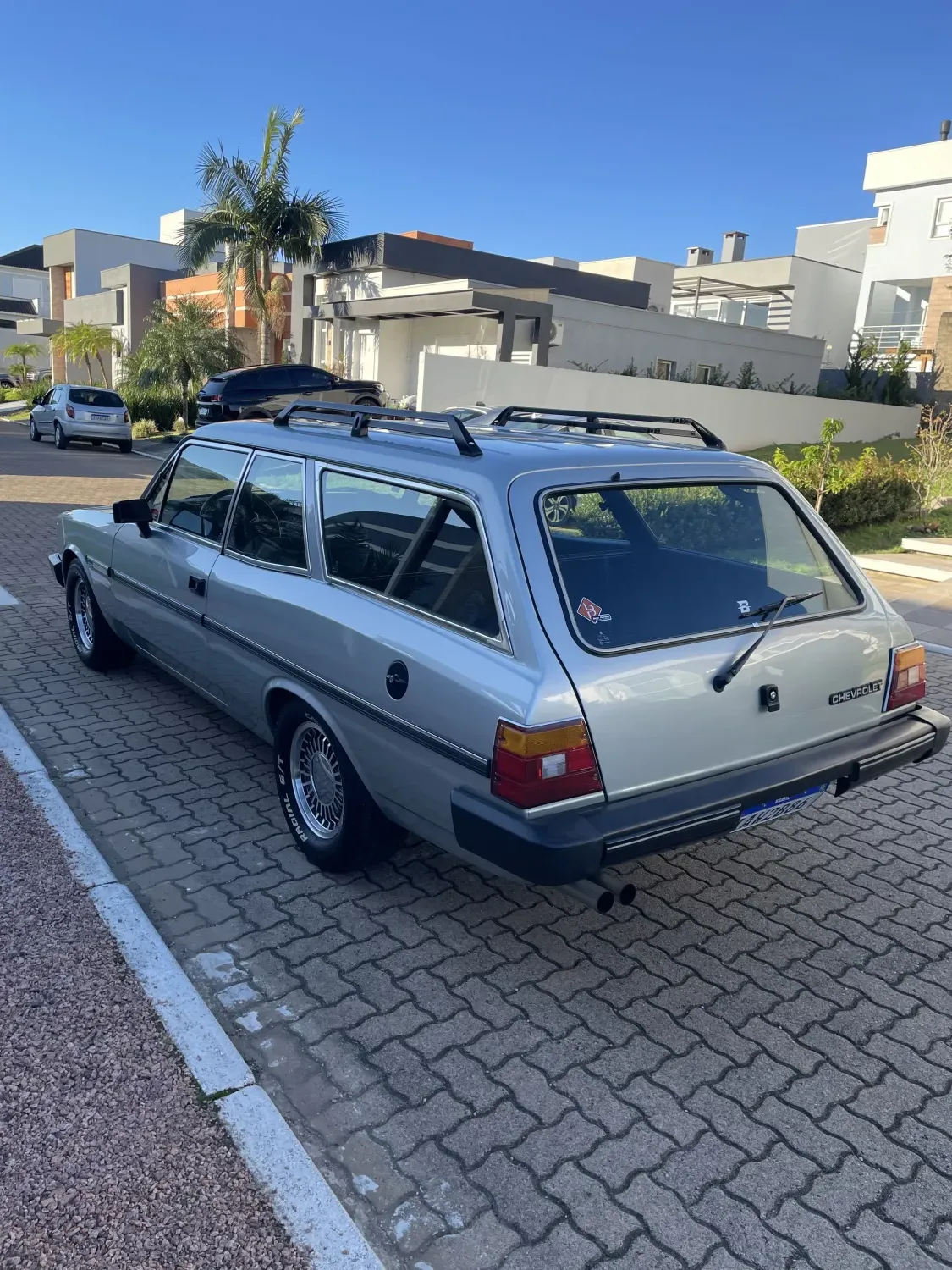 avv-chevrolet-caravan-venda-c4a19c1-imagem-022