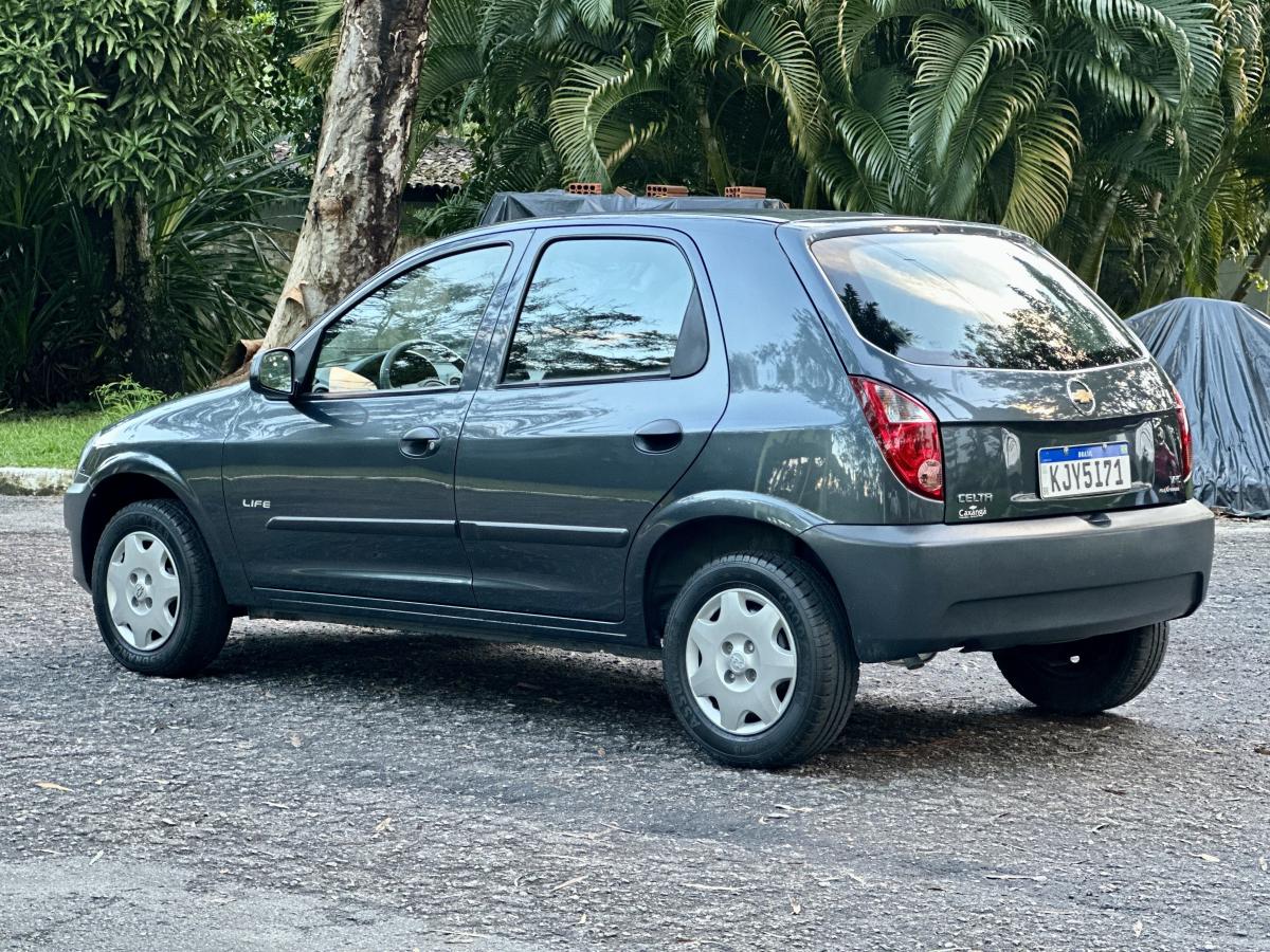 Celta - Foto #10 do anúncio à venda de Carro clássico