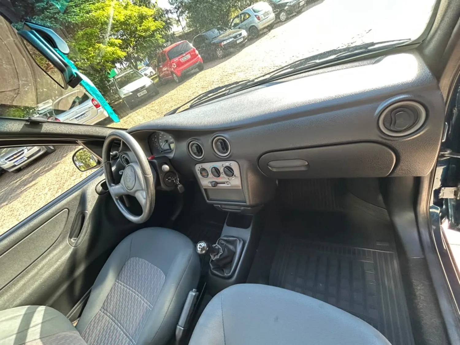 Celta - Foto #22 do anúncio à venda de Carro clássico
