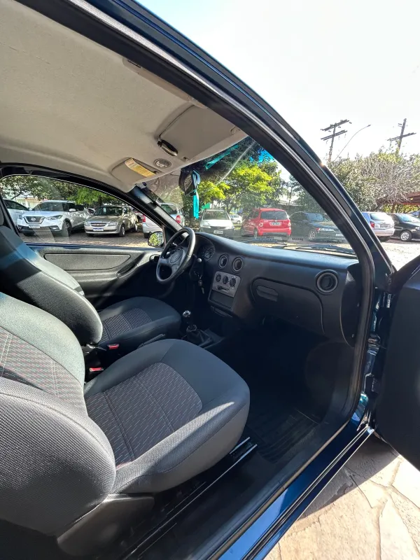 Celta - Foto #23 do anúncio à venda de Carro clássico