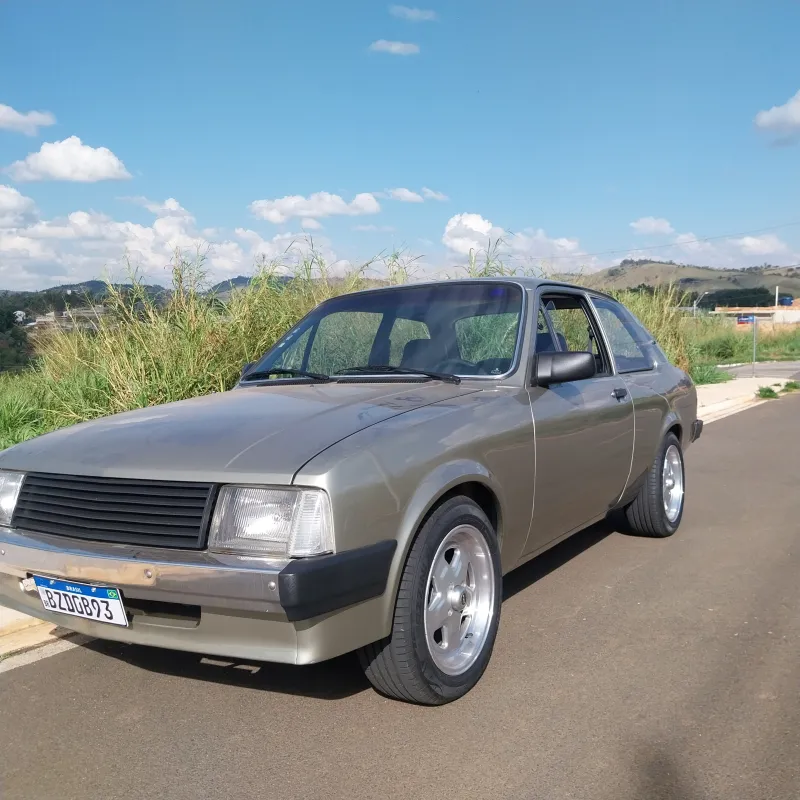 avv-chevrolet-chevette-venda-4d4514e-imagem-005