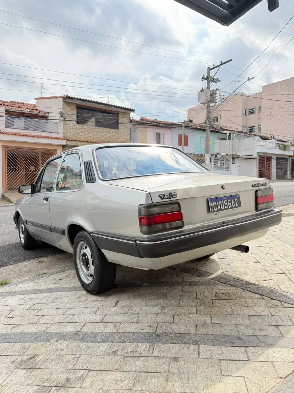 avv-chevrolet-chevette-venda-8b503c4-imagem-004