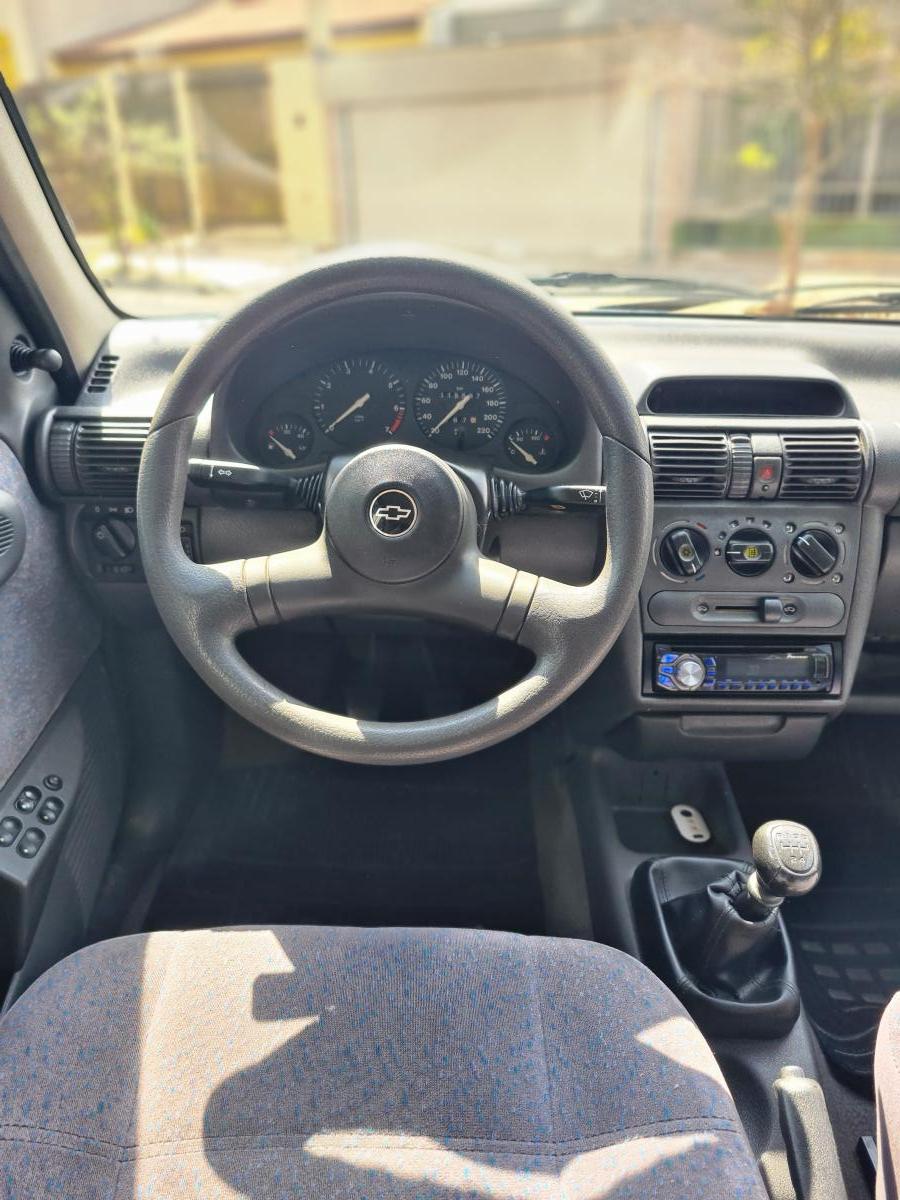 Corsa - Foto #3 do anúncio à venda de Carro clássico
