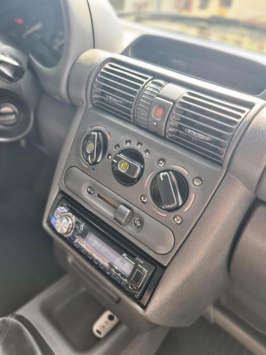 Corsa - Foto #17 do anúncio à venda de Carro clássico