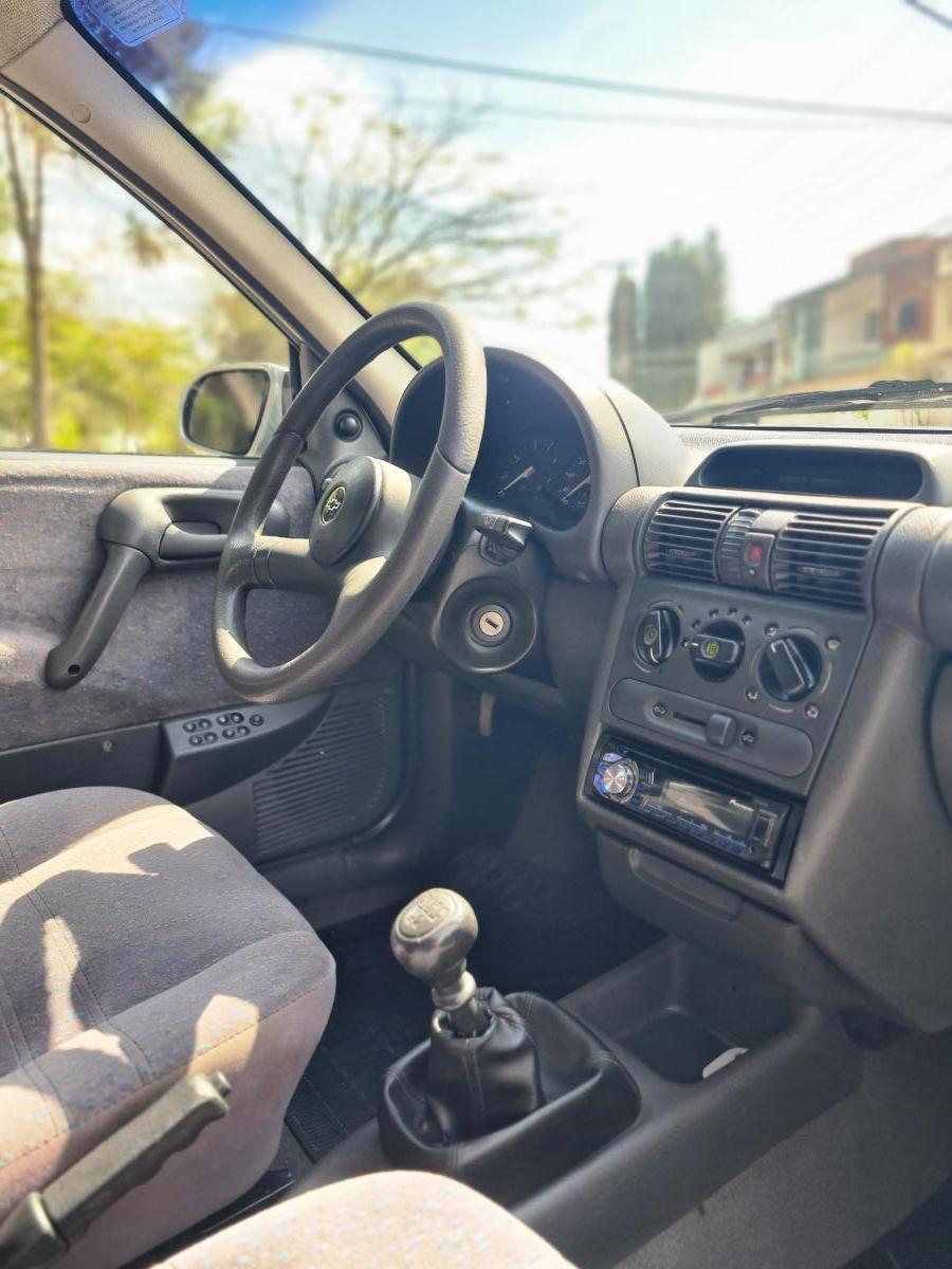 Corsa - Foto #18 do anúncio à venda de Carro clássico