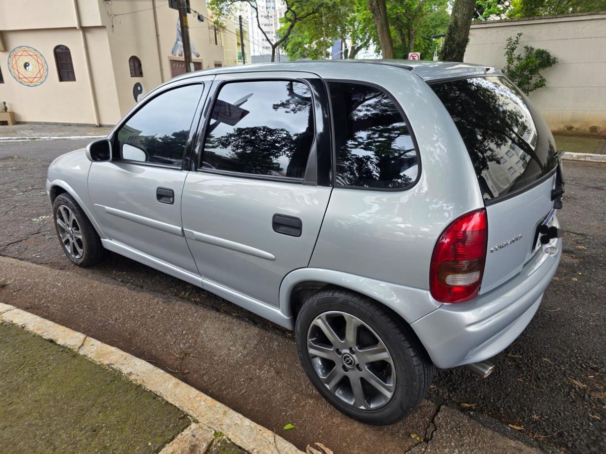 Corsa - Foto #7 do anúncio à venda de Carro clássico