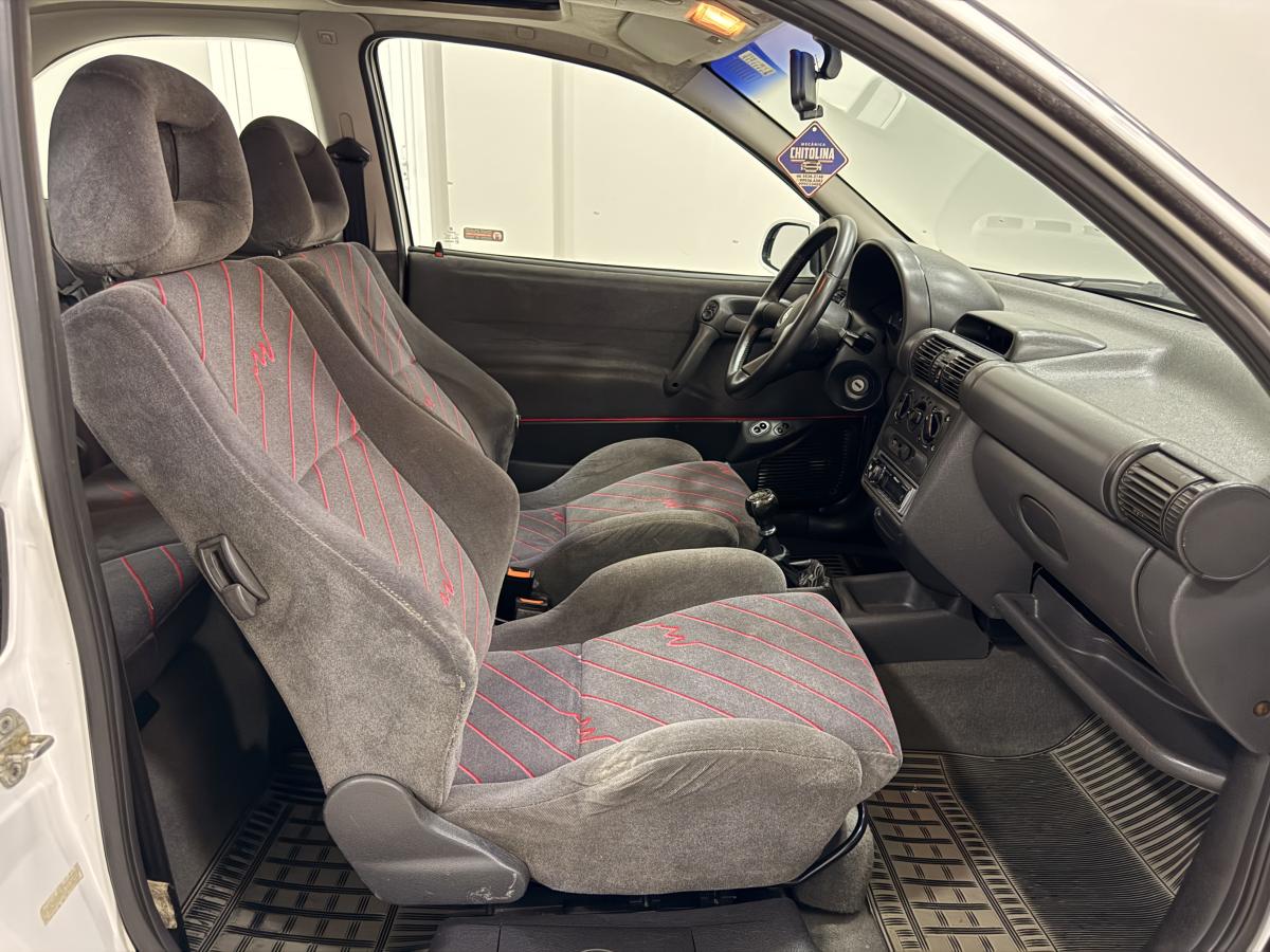 Corsa - Foto #4 do anúncio à venda de Carro clássico