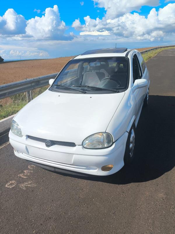 Corsa GSi - Foto #2 do anúncio à venda de Carro clássico