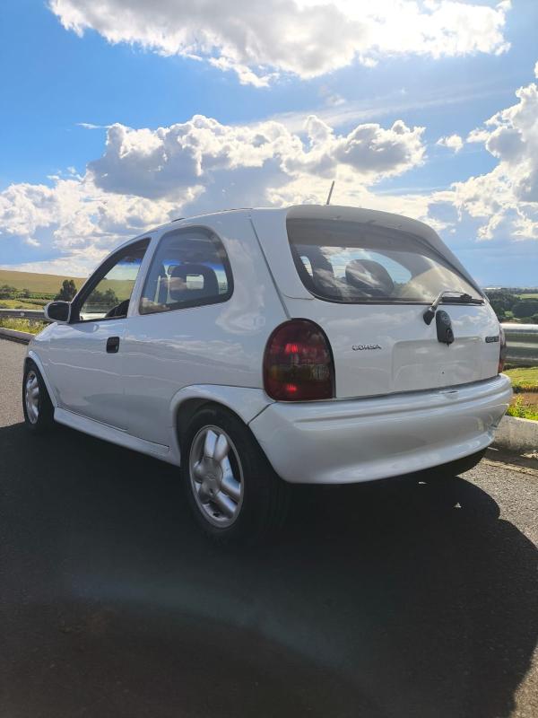 Corsa GSi - Foto #5 do anúncio à venda de Carro clássico
