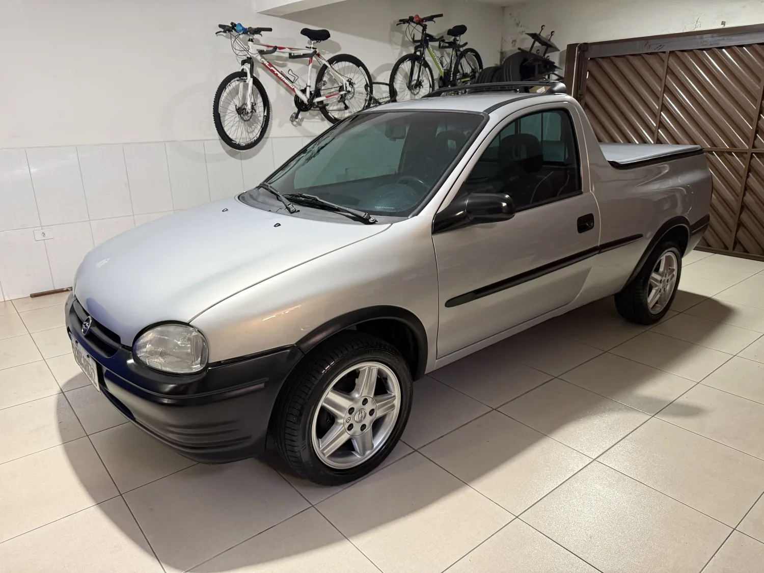 avv-chevrolet-corsa-st-venda-98503a6-imagem-002